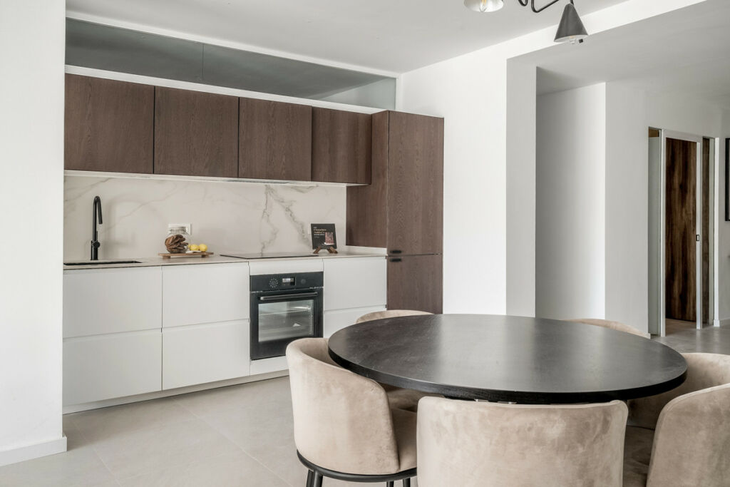 Middle Floor Apartment La Quinta Málaga - image 6
