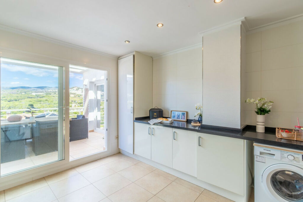 Townhouse Calpe Alicante - image 7