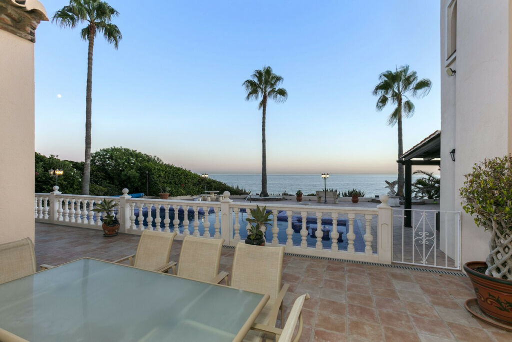 Detached Villa Marbesa Málaga - image 7