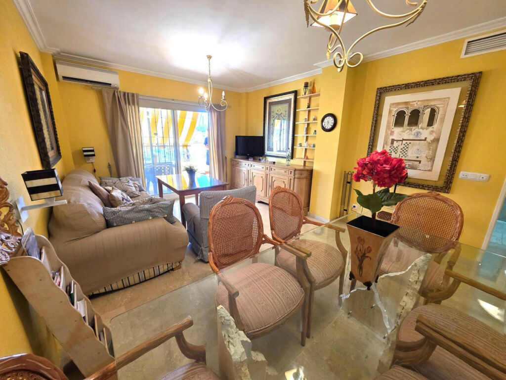 Ground Floor Apartment Riviera del Sol Málaga - image 6