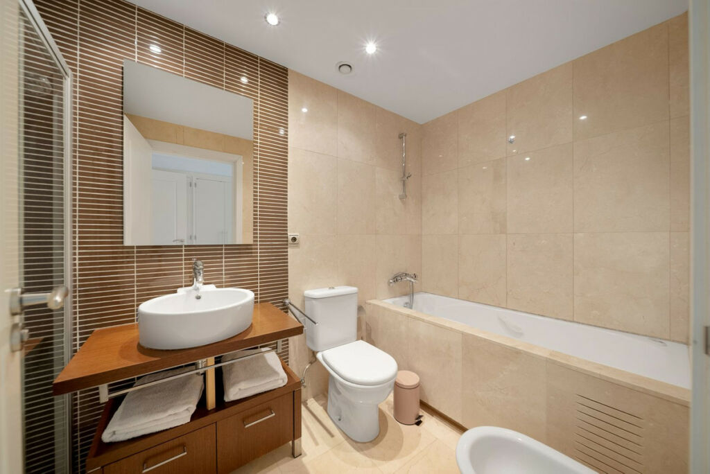 Ground Floor Apartment Casares Málaga - image 6