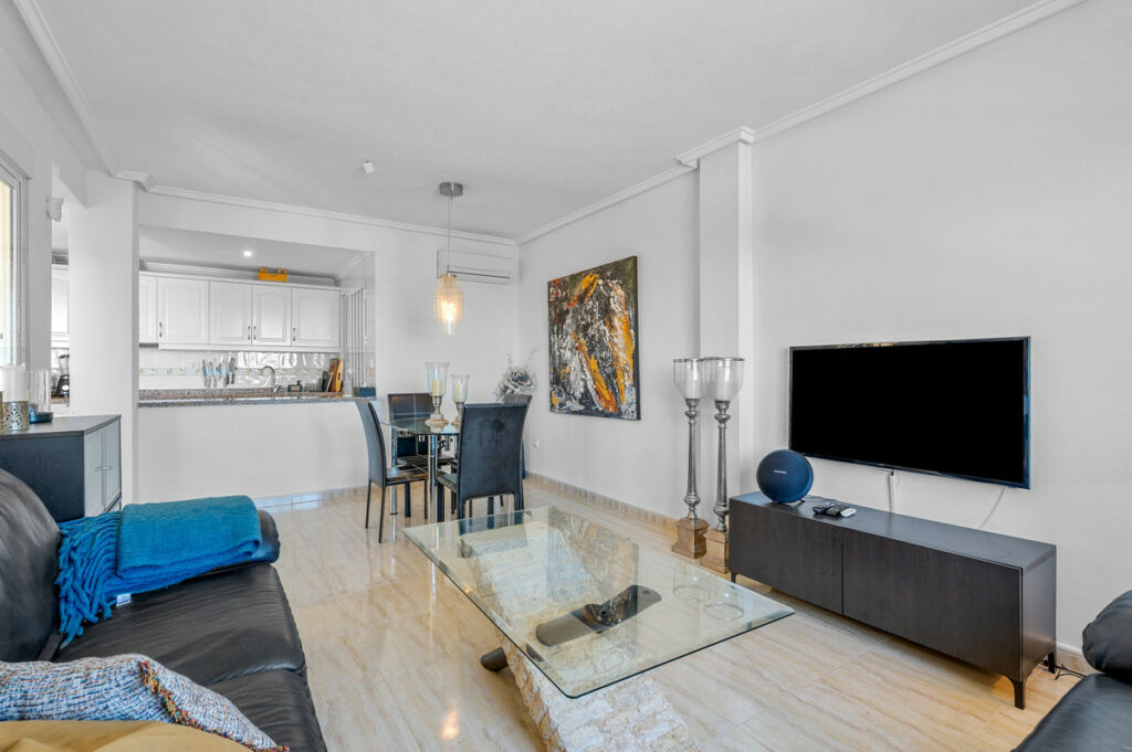Penthouse Villamartin Alicante - image 6