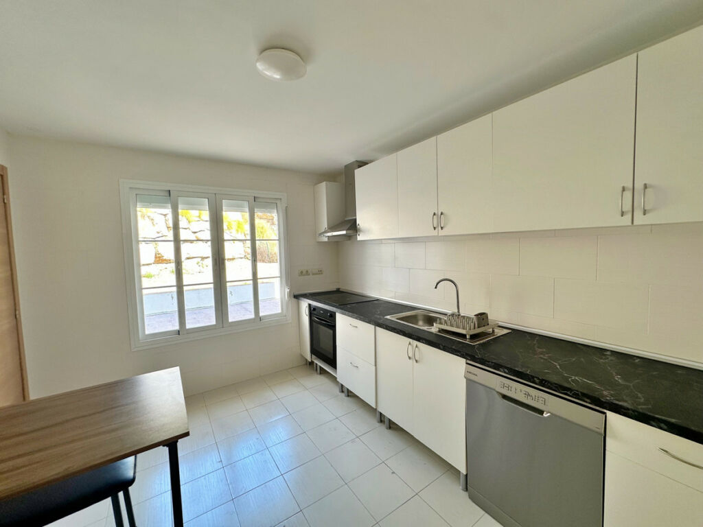 Semi-Detached House Benahavís Málaga - image 6