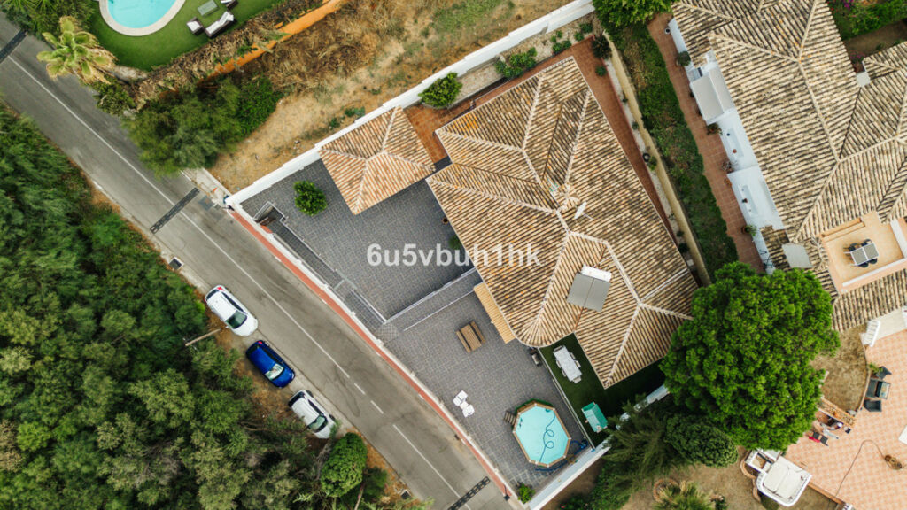 Detached Villa Benalmadena Málaga - image 6