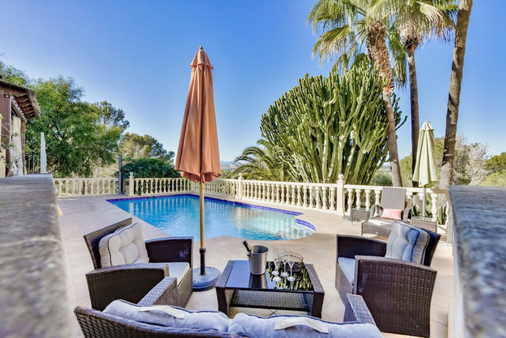 Detached Villa Moraira Alicante - image 6