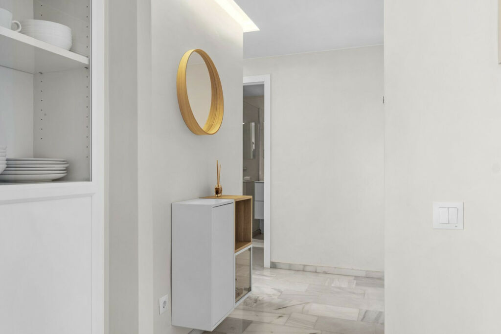 Middle Floor Apartment Estepona Málaga - image 8