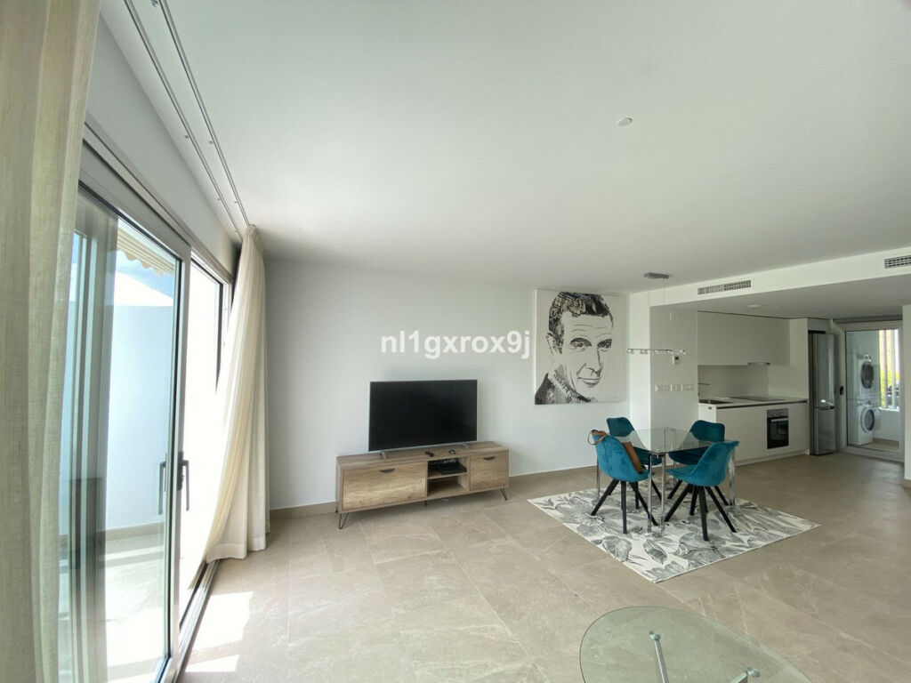 Townhouse Estepona Málaga - image 6