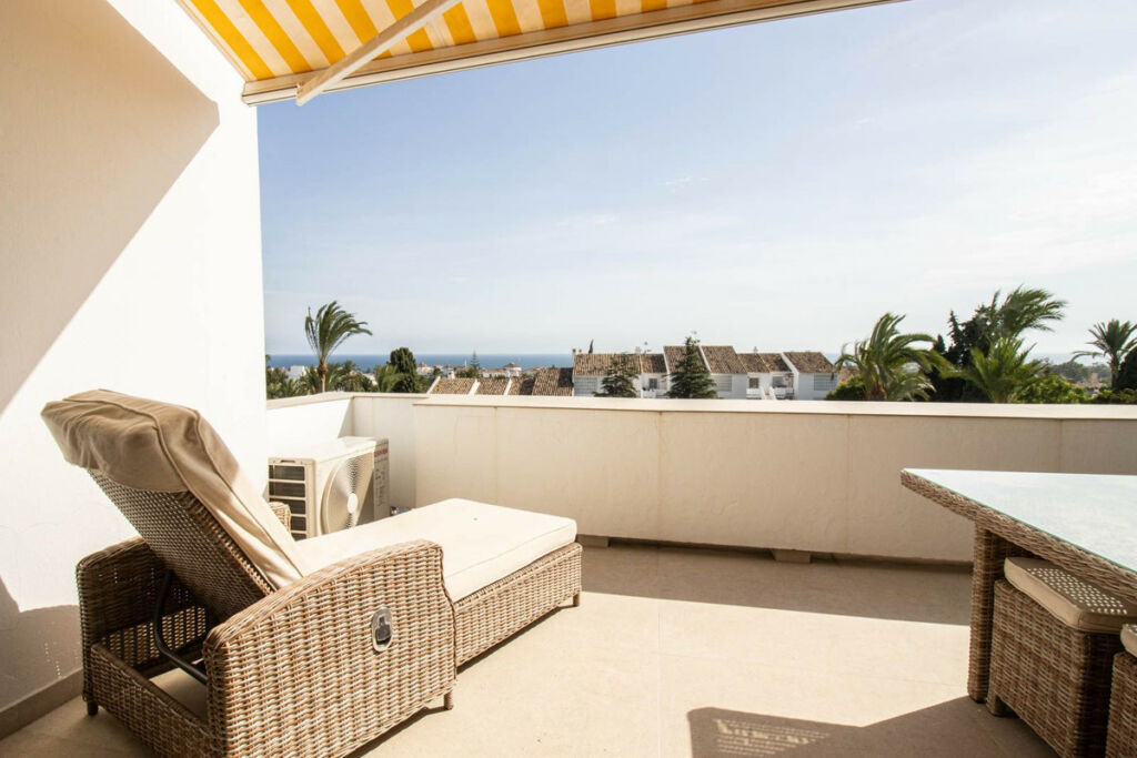 Penthouse Nueva Andalucía Málaga - image 6