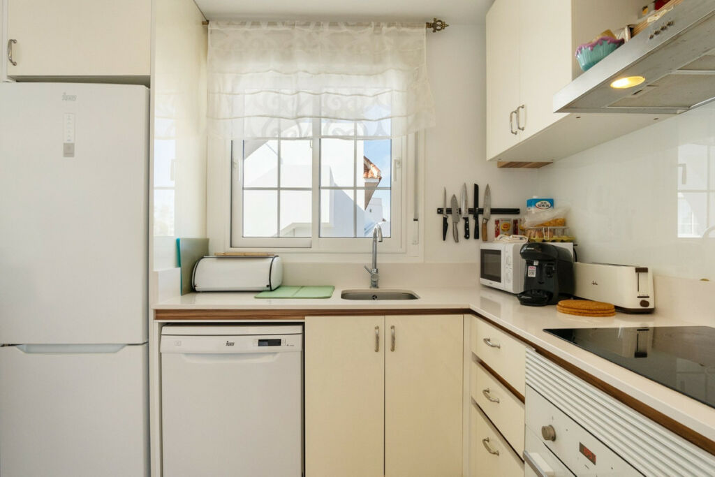 Penthouse Dona Pepa Alicante - image 11
