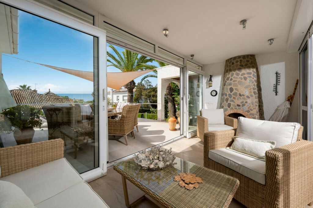 Detached Villa Marbesa Málaga - image 6