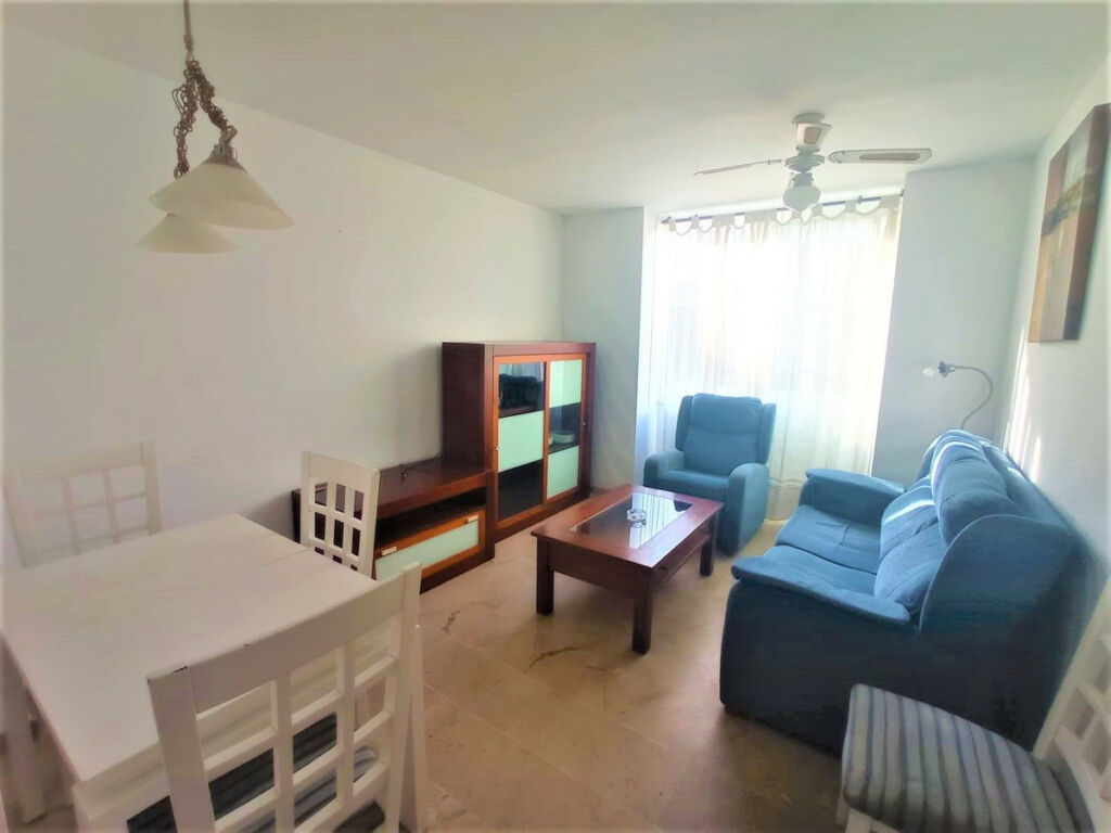 Middle Floor Apartment Los Boliches Málaga - image 2
