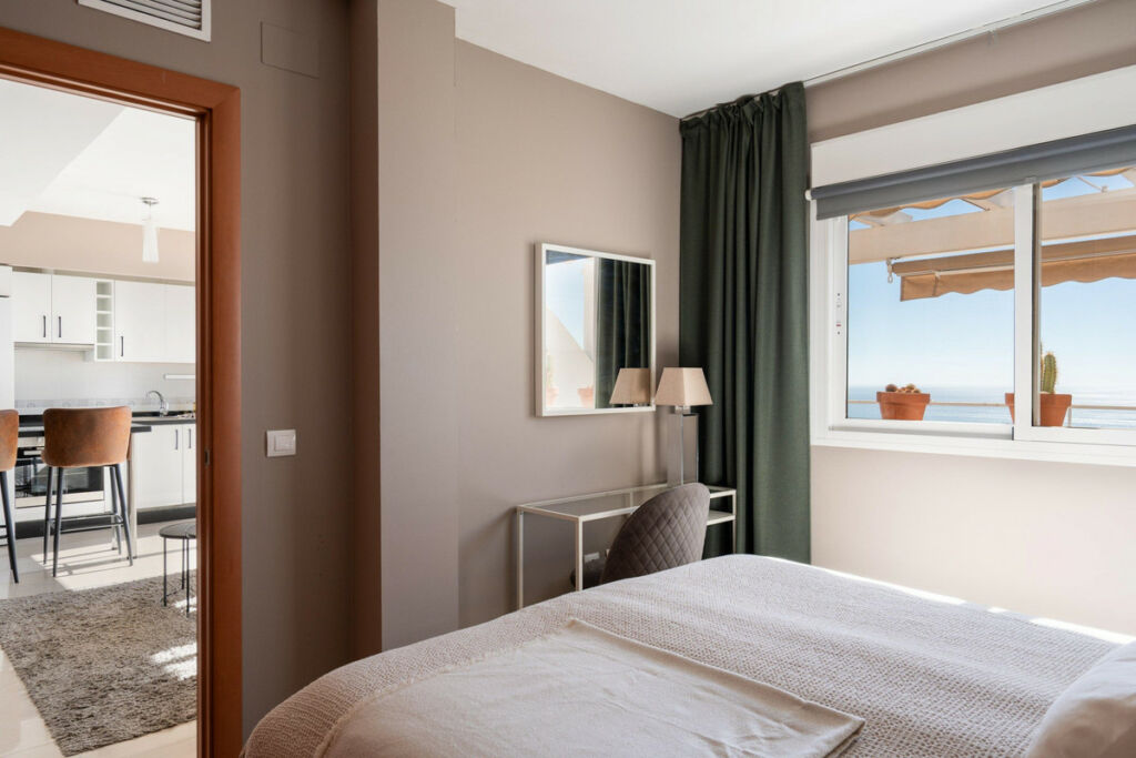 Penthouse Benalmadena Pueblo Málaga - image 6
