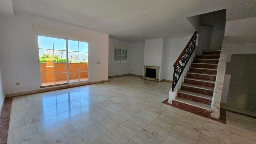 Townhouse La Cala de Mijas Málaga - image 6