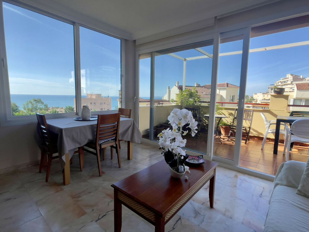 Middle Floor Apartment Benalmadena Costa Málaga - image 7