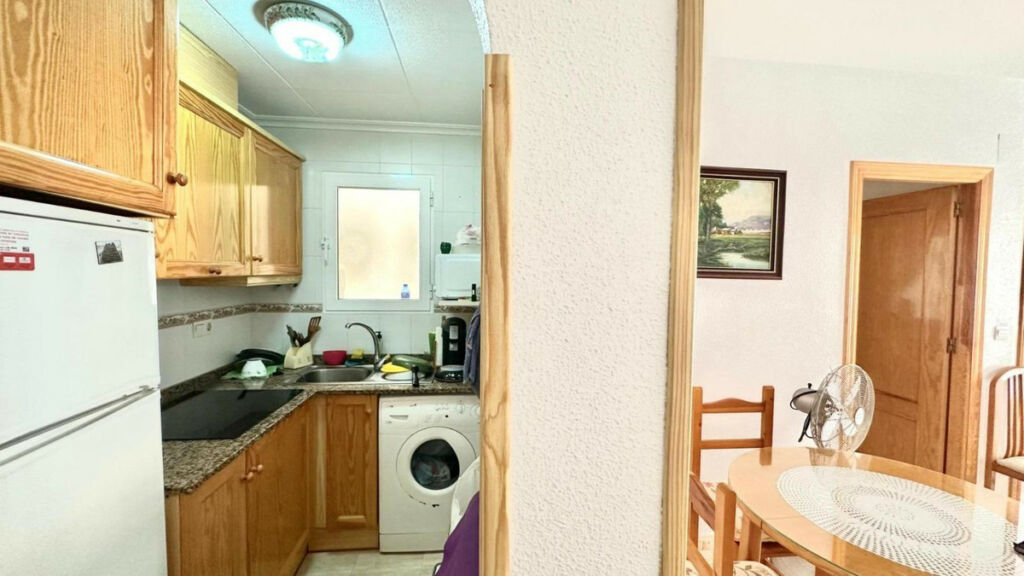 Middle Floor Apartment Playa Del Cura Alicante - image 6