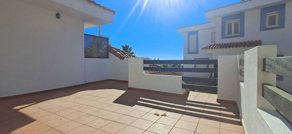 Ground Floor Apartment La Duquesa Málaga - image 6