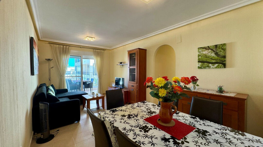 Ground Floor Apartment Villamartin Alicante - image 6