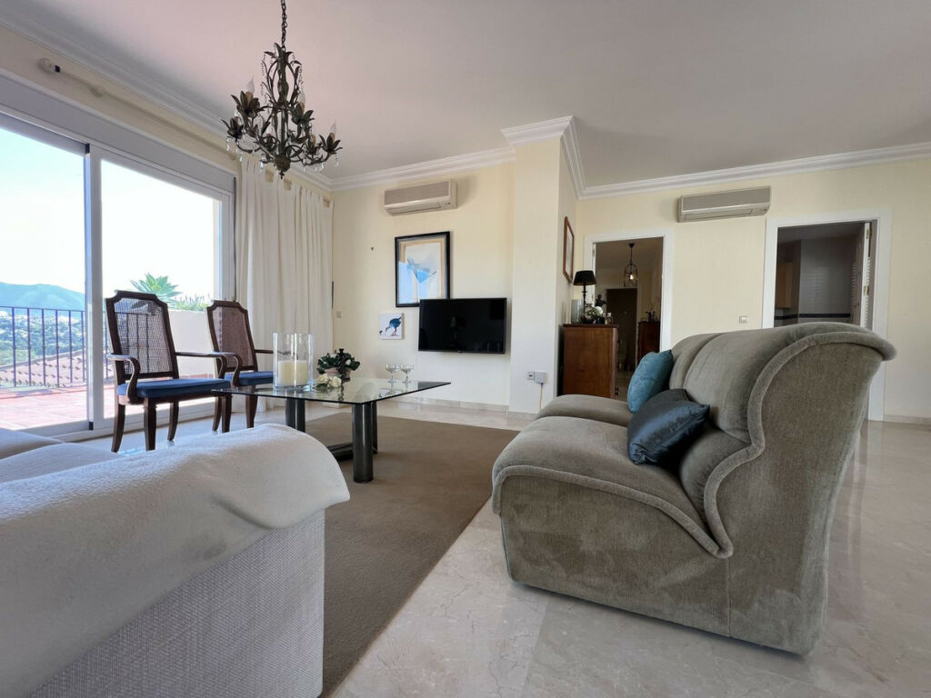 Penthouse La Cala Hills Málaga - image 6