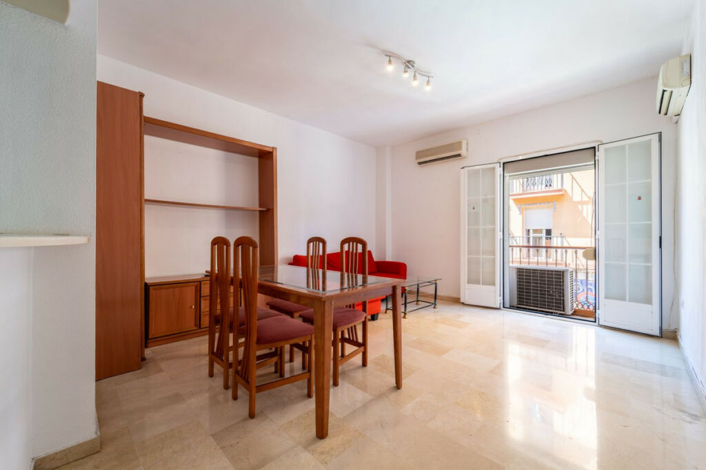 Middle Floor Apartment Málaga Centro Málaga - image 6