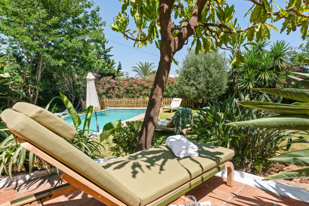 Detached Villa Nueva Andalucía Málaga - image 6
