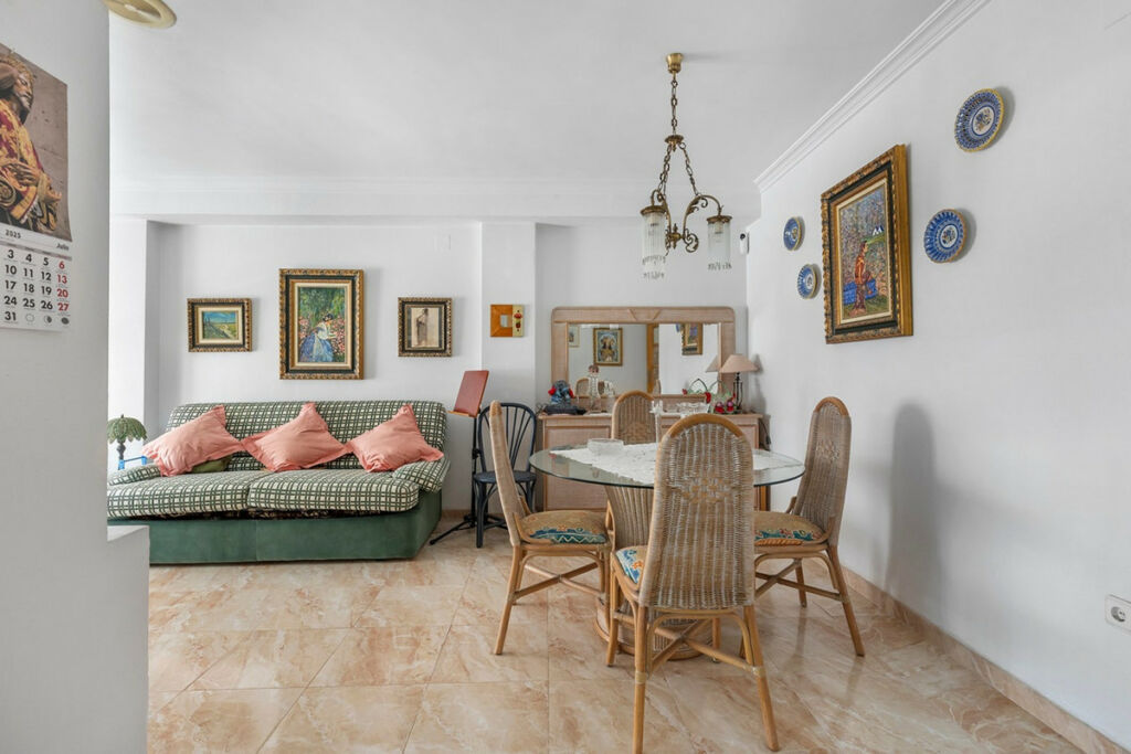 Middle Floor Apartment La Mata Alicante - image 6