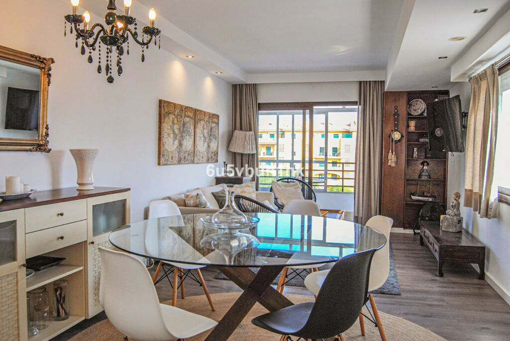 Middle Floor Apartment San Pedro de Alcántara Málaga - image 6