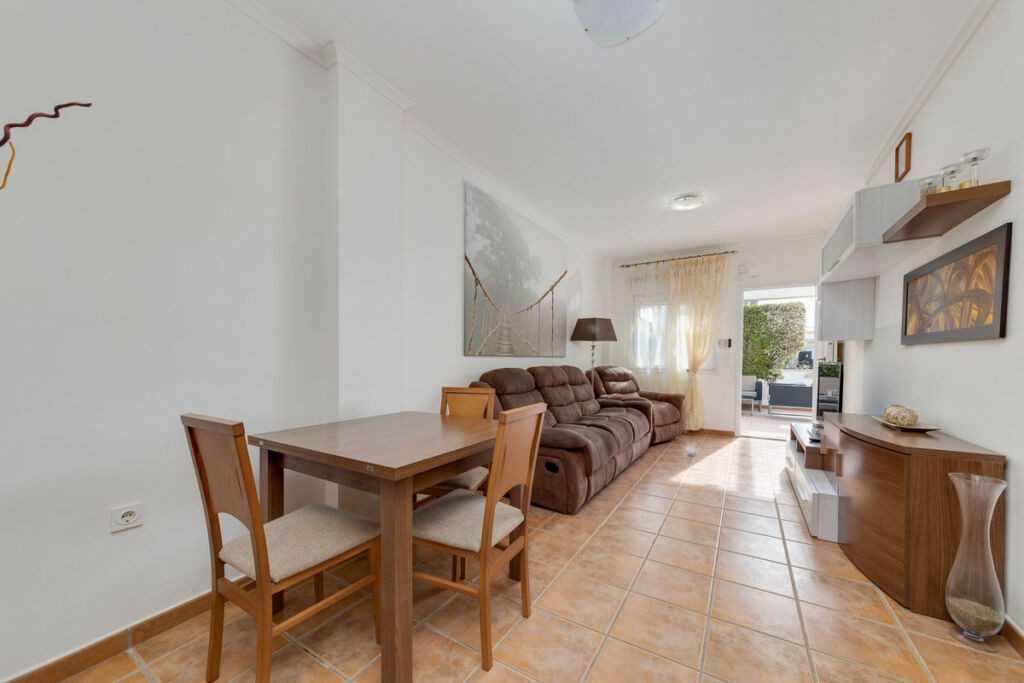 Bungalow Mil Palmeras Alicante - image 6