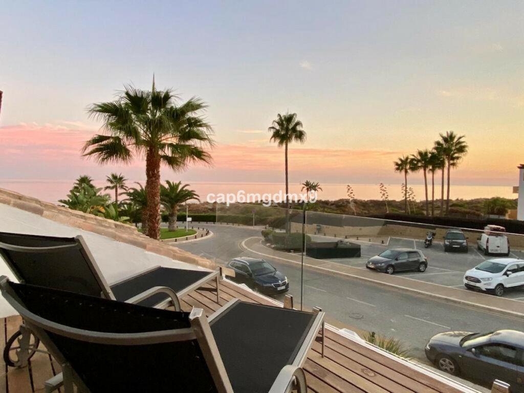 Semi-Detached House Bahía de Marbella Málaga - image 6