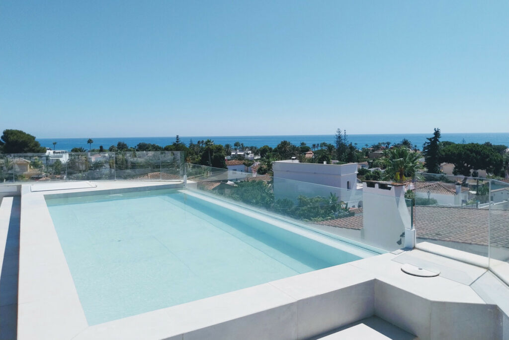 Detached Villa Marbesa Málaga - image 6