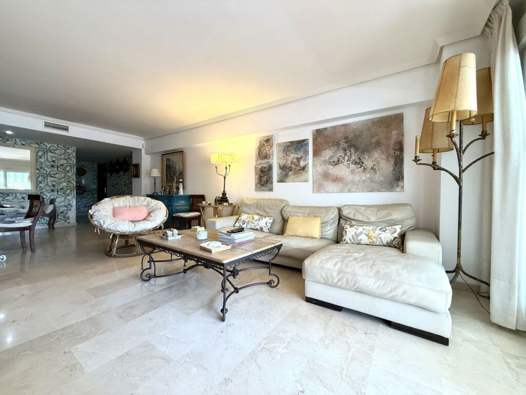 Ground Floor Apartment Guadalmina Baja Málaga - image 6