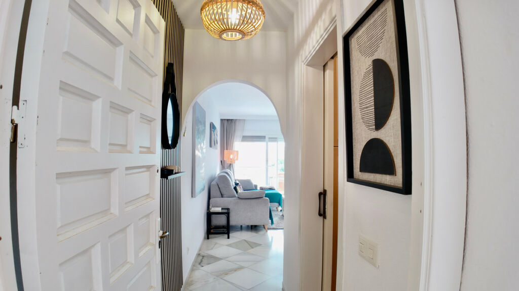 Ground Floor Apartment Benahavís Málaga - image 6