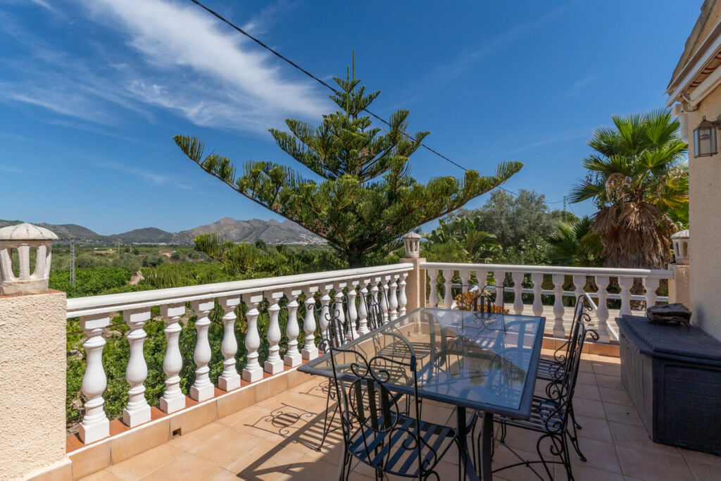 Detached Villa Orba Alicante - image 6