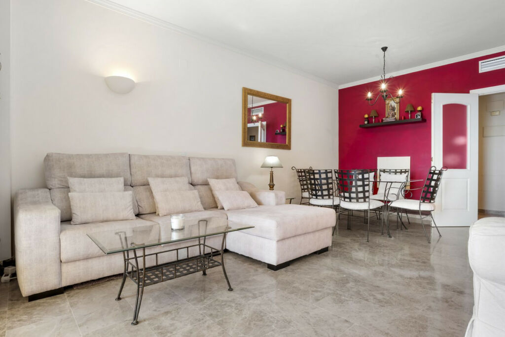 Middle Floor Apartment San Pedro de Alcántara Málaga - image 6