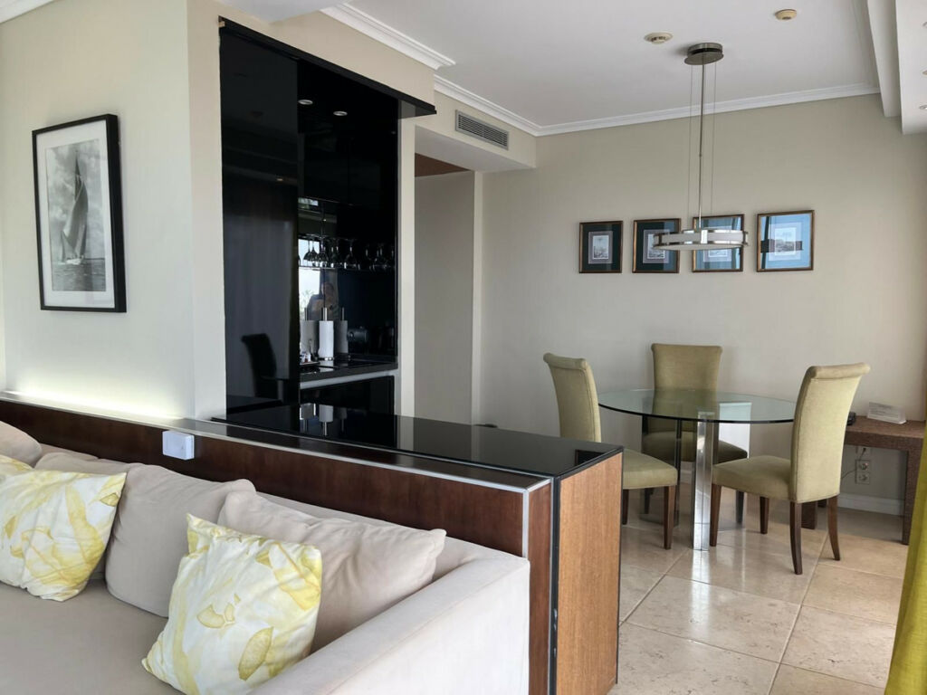 Penthouse Puerto Banús Málaga - image 6