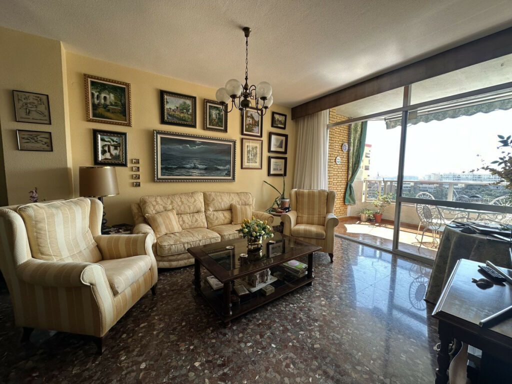 Middle Floor Apartment Málaga Centro Málaga - image 6