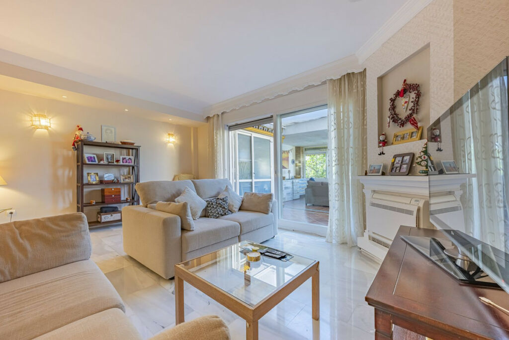 Semi-Detached House Marbella Málaga - image 6