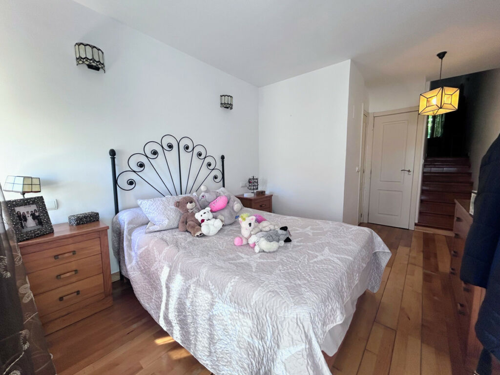 Duplex Estepona Málaga - image 6
