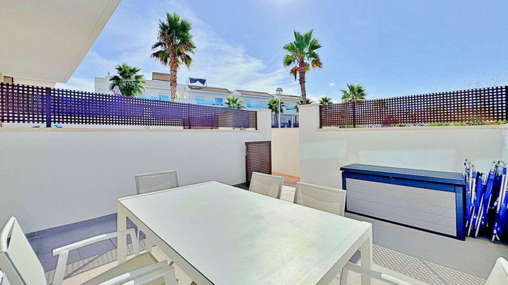 Townhouse Los Balcones Alicante - image 6