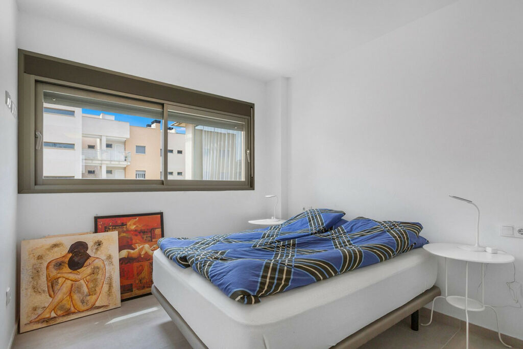 Middle Floor Apartment Villamartin Alicante - image 6