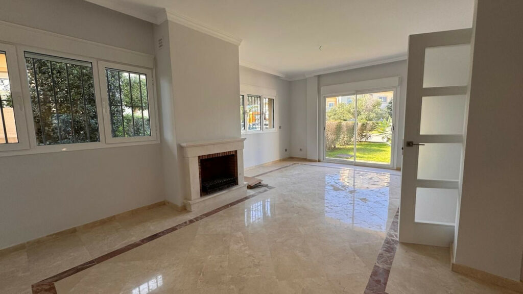 Semi-Detached House San Roque Club Cádiz - image 6