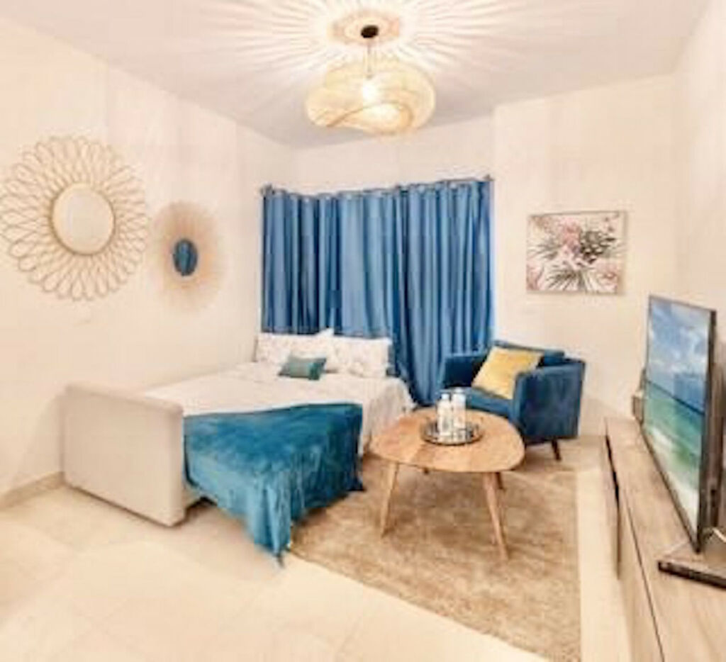 Ground Floor Apartment Los Flamingos Málaga - image 6
