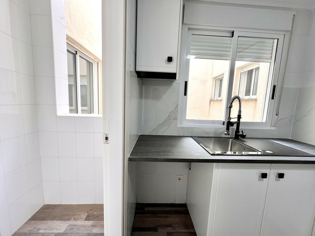 Middle Floor Apartment San Miguel de Salinas Alicante - image 6