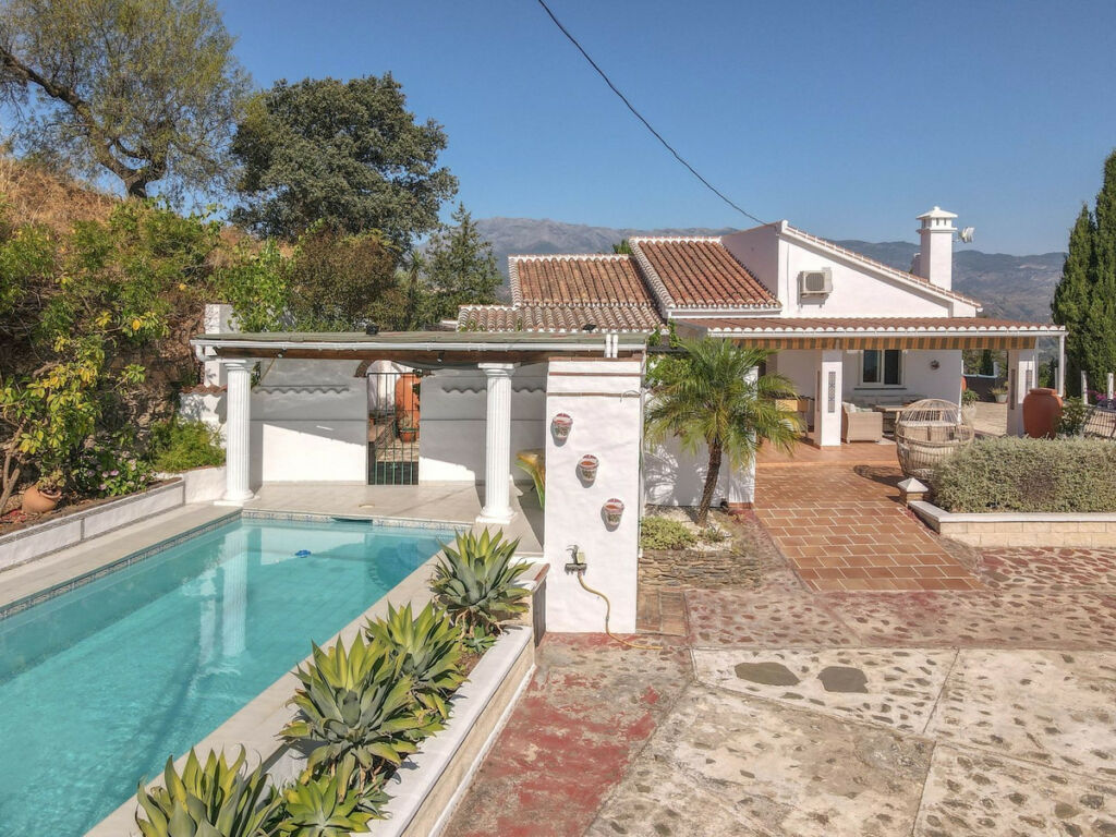 Detached Villa Guaro Málaga - image 60