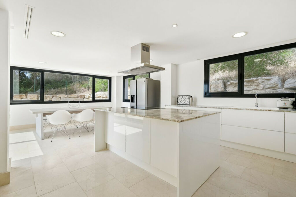 Detached Villa Sotogrande Cádiz - image 60