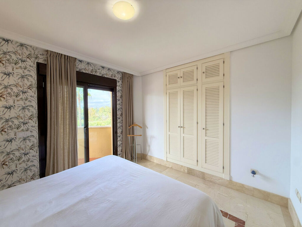 Middle Floor Apartment Sotogrande Puerto Cádiz - image 28