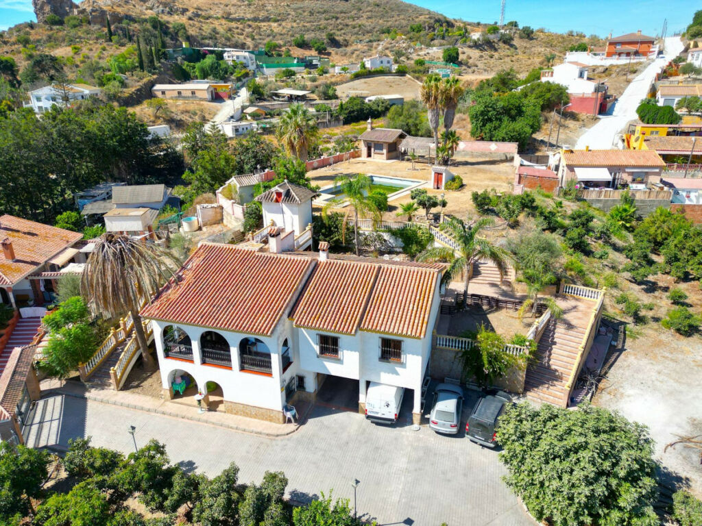 Detached Villa Almayate Málaga - image 61