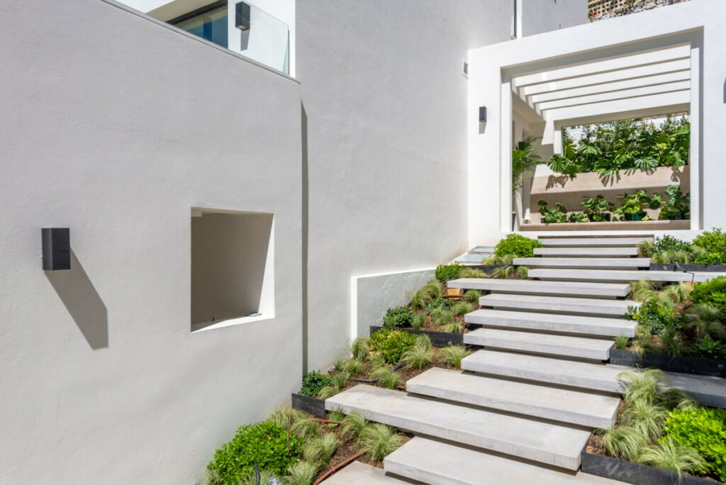 Detached Villa Río Real Málaga - image 62