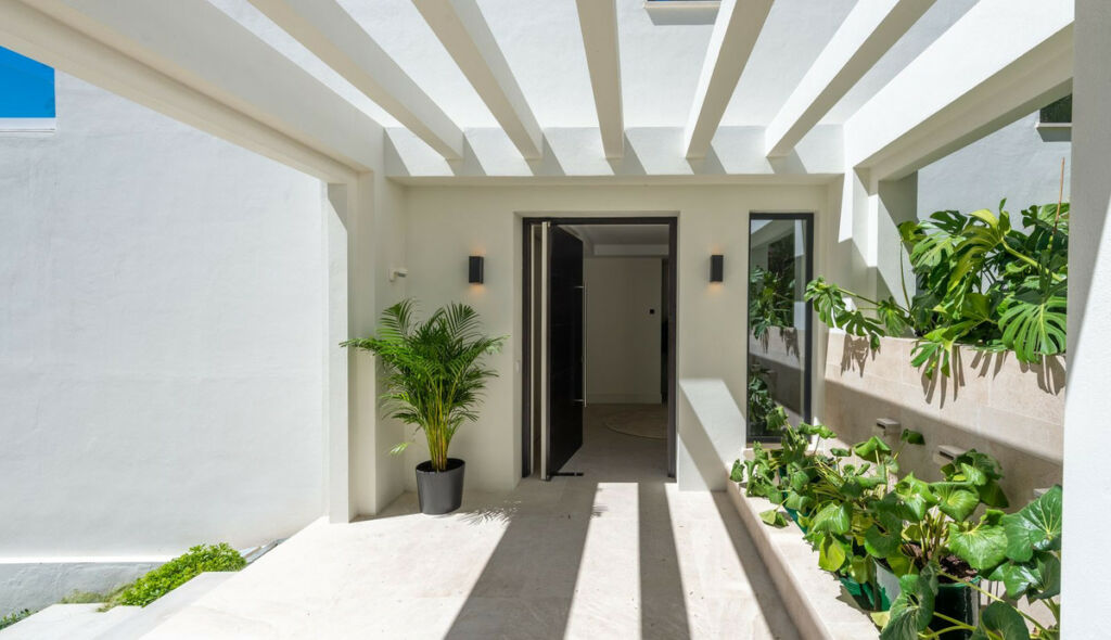 Detached Villa Río Real Málaga - image 65