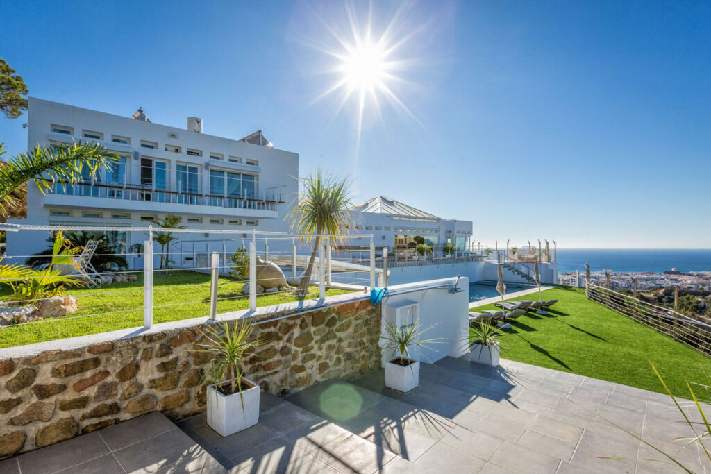 Detached Villa Estepona Málaga - image 67
