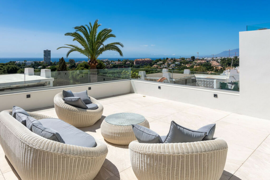 Detached Villa Río Real Málaga - image 68